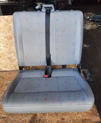 Volkswagen Transporter - Caravelle T5 Front double seat 7H0881303F