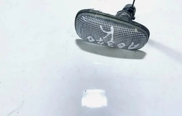 Opel Astra G Front fender indicator light