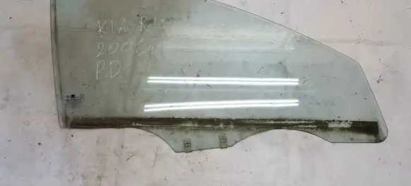 KIA Rio Front door window glass four-door
