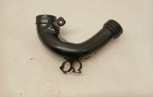 BMW X5 E70 Air intake hose/pipe 7583715 23557610 13717583715