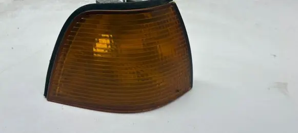 BMW 3 E36 Front indicator light 1387044 155052