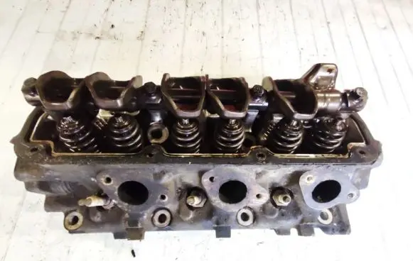 Dodge Caravan Engine head 4694183