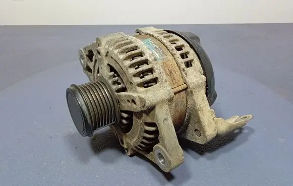Lexus IS III XE30 Generator/alternator 27060-31212