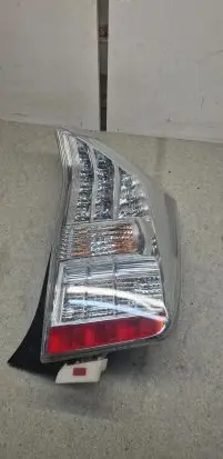 Toyota Prius (XW30) Rear/tail lights P8007 4737