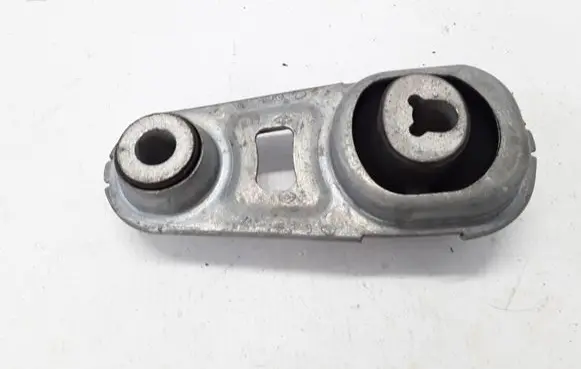 Renault Kadjar Gearbox mounting bracket 113604EA0A