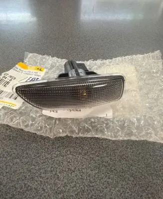 Volvo S60 Front fender indicator light 30722641
