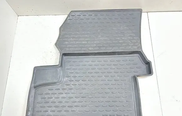 Volkswagen Crafter Front floor carpet liner A117400