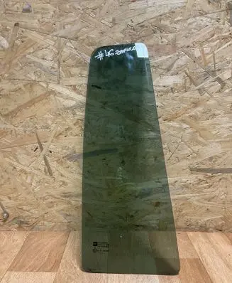 Opel Zafira A Rear vent window glass 43R007028 DOT36AS3M192