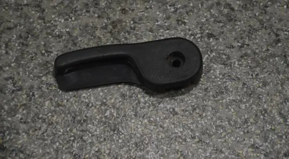 BMW 5 E34 Engine bonnet (hood) release handle 8102497