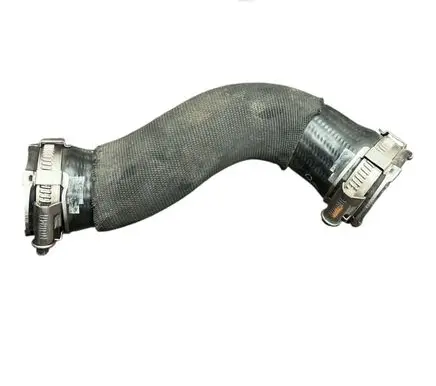 Intercooler hose/pipe
