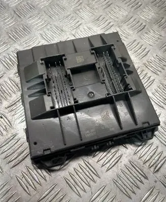 Volkswagen Transporter - Caravelle T5 Comfort/convenience module 7H0937089