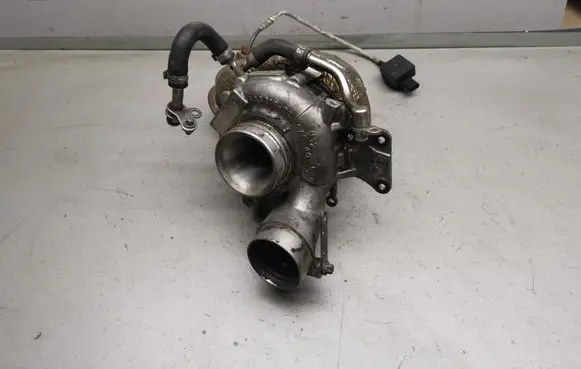 Mercedes-Benz E W213 Turbo A6540904500 A0009054109