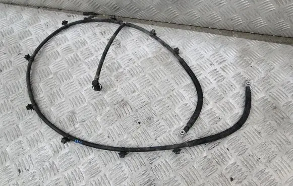 Mitsubishi Outlander Windshield washer fluid hose