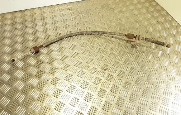 Volkswagen PASSAT B5 Gear shift cable linkage 8D0713281