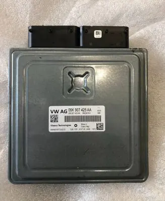 Volkswagen Golf VIII Engine control unit/module ECU 06K907425AA AAA95165700003
