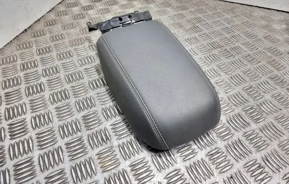 Ford C-MAX II Armrest