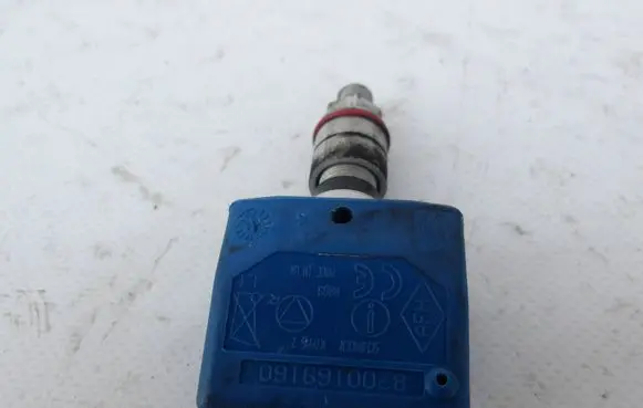 Renault Espace IV Tire pressure sensor 8200169160