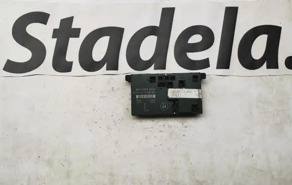 Mercedes-Benz E W211 Door control unit/module A2118200526 2118200526