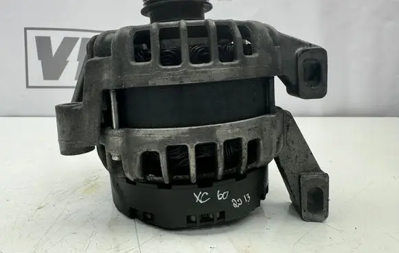 Volvo XC60 Generator/alternator 0125811005