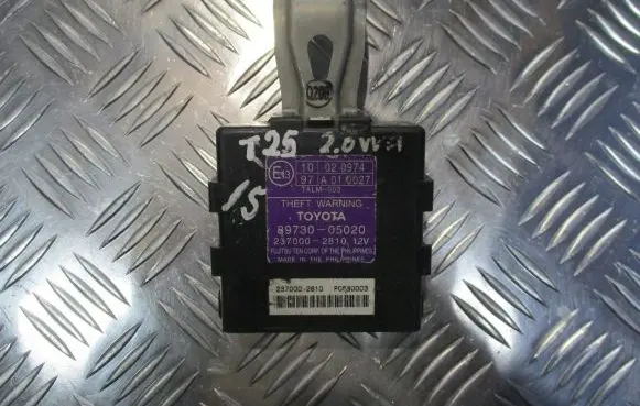 Toyota Avensis T250 Alarm control unit/module 89730-05020