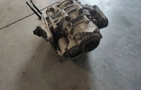 BMW X6 E71 Rear differential 759526103