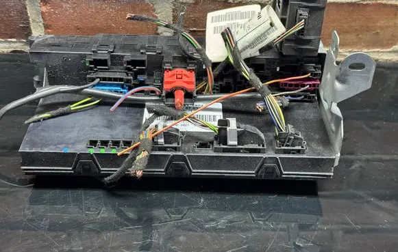 Mercedes-Benz CLK A209 C209 Fuse box set 2035454701