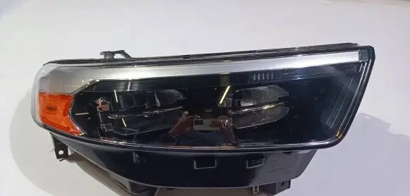 Ford Explorer VI Headlight/headlamp LB5B-13W029-AJ