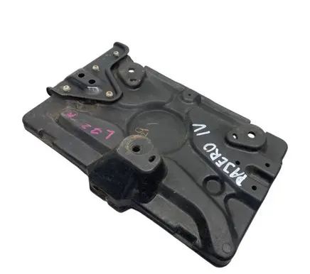 Mitsubishi Pajero Battery tray 8201A087 8201A086