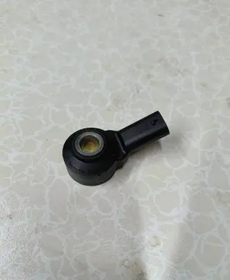 Mercedes-Benz A W177 AMG Detonation knock sensor A0009056205 0261231290