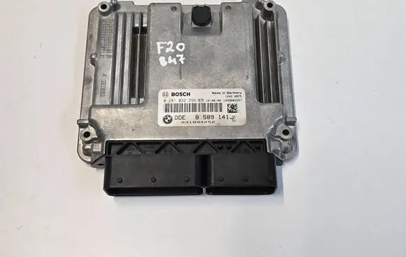 BMW 1 F20 F21 Engine control unit/module 0281032299 8589141 031894252