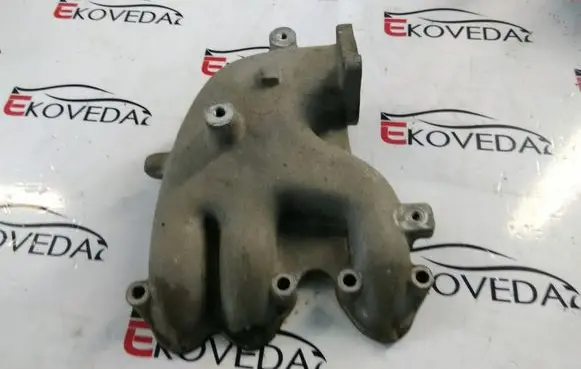 Volkswagen Polo IV 9N3 Intake manifold 045129713F