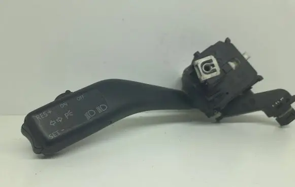 Volkswagen PASSAT B6 Indicator stalk 1K0953513A 01103501 10350151585663