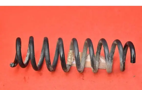 BMW 1 E82 E88 Rear coil spring