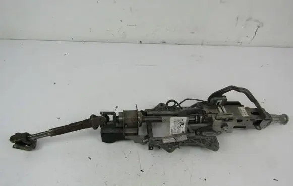 Volkswagen PASSAT B6 Steering rack mechanical part 