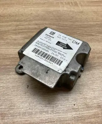Opel Zafira A Airbag control unit/module 24416704 1923594