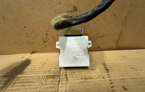 Toyota Corolla E120 E130 Window wiper relay 