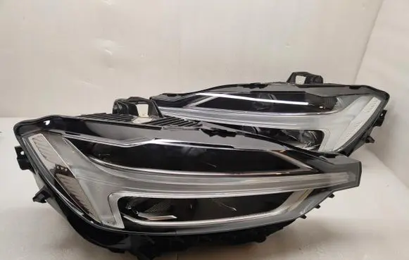 Volvo XC60 Headlight/headlamp