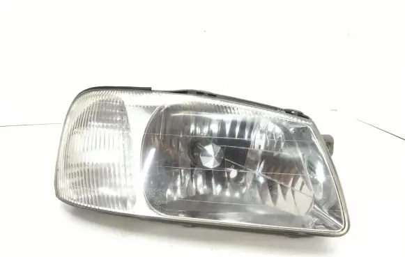 Hyundai Accent Headlight/headlamp 92102250