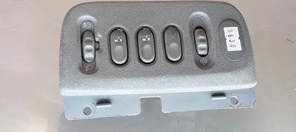 Renault Scenic I Electric window control switch 7700432429