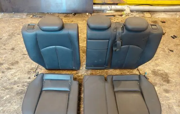 Mercedes-Benz E W211 Rear seat