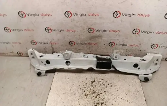 Toyota Yaris Top upper radiator support slam panel