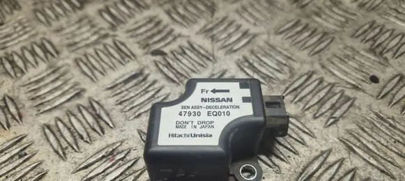 Nissan X-Trail T30 ESP acceleration yaw rate sensor 47930EQ010