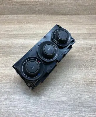 Peugeot 308 Climate control unit 69947013