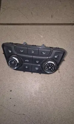 Opel Mokka Climate control unit 13474047 A2C9943170001