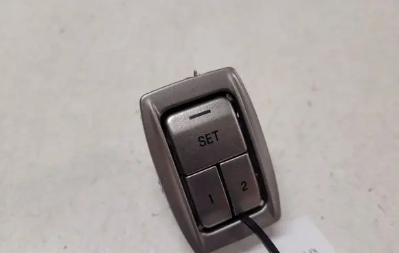 Jaguar XF Seat memory switch 8X2314776AAW 03467045
