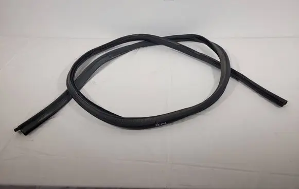 Dacia Sandero II Trunk rubber seal (body) 