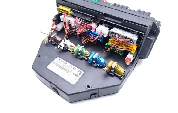 Mercedes-Benz E W212 Fuse box set A2129000006 A2125451501 A2129028002