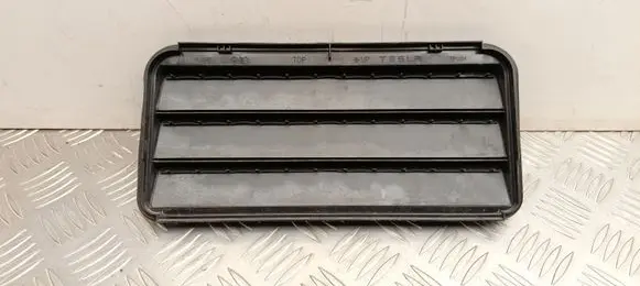 Tesla Model Y Quarter panel pressure vent 109875100C