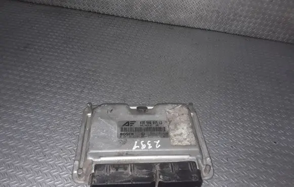 Ford Galaxy Engine control unit/module 038906019LD 0281011198