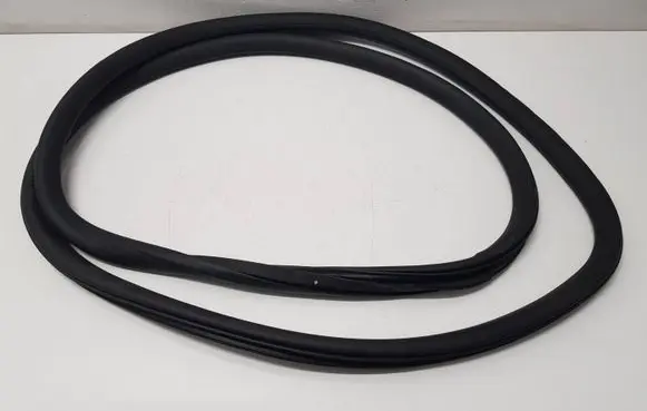 Front door rubber seal